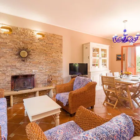 3 Bedroom Stunning In Torre Colonna-sperone * Mandra Capreria