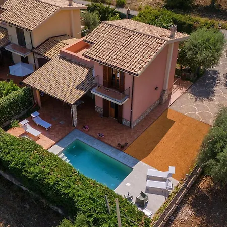Semesterbostad Beautiful In Torre Colonna-sperone *