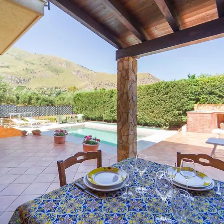 3 Bedroom Stunning In Torre Colonna-sperone Feriehus Mandra Capreria