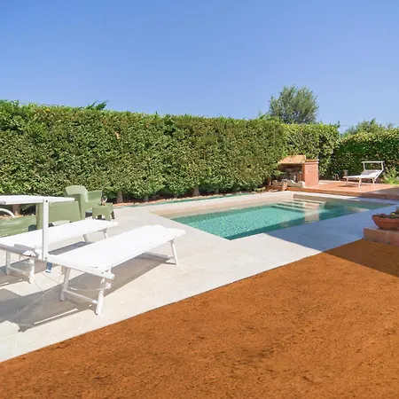 Feriehus 3 Bedroom Stunning In Torre Colonna-sperone Mandra Capreria