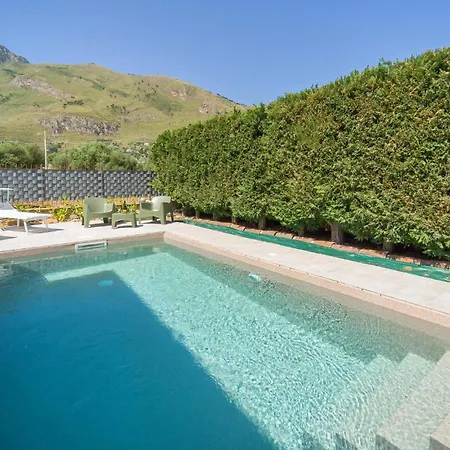 3 Bedroom Stunning In Torre Colonna-sperone Mandra Capreria